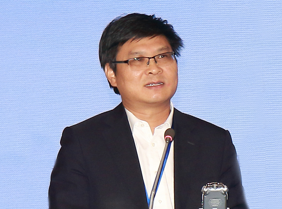 娄宇.jpg