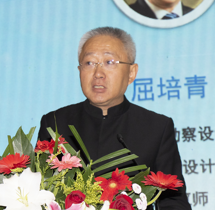 屈培青.jpg