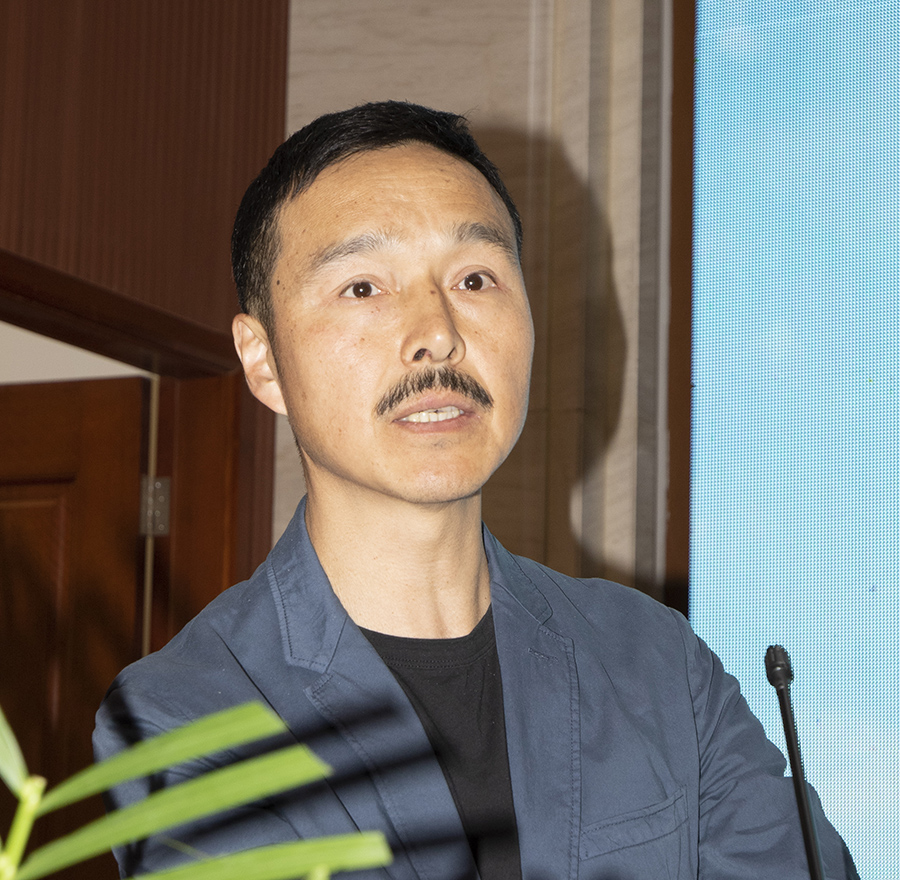 桂学文.jpg