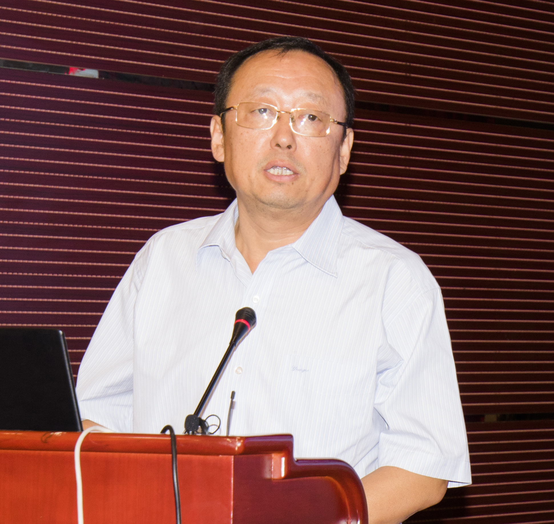 z张勇.jpg